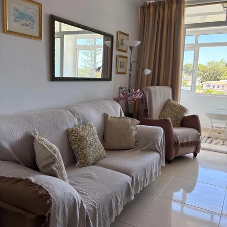 Edificio Europark Apartmán *